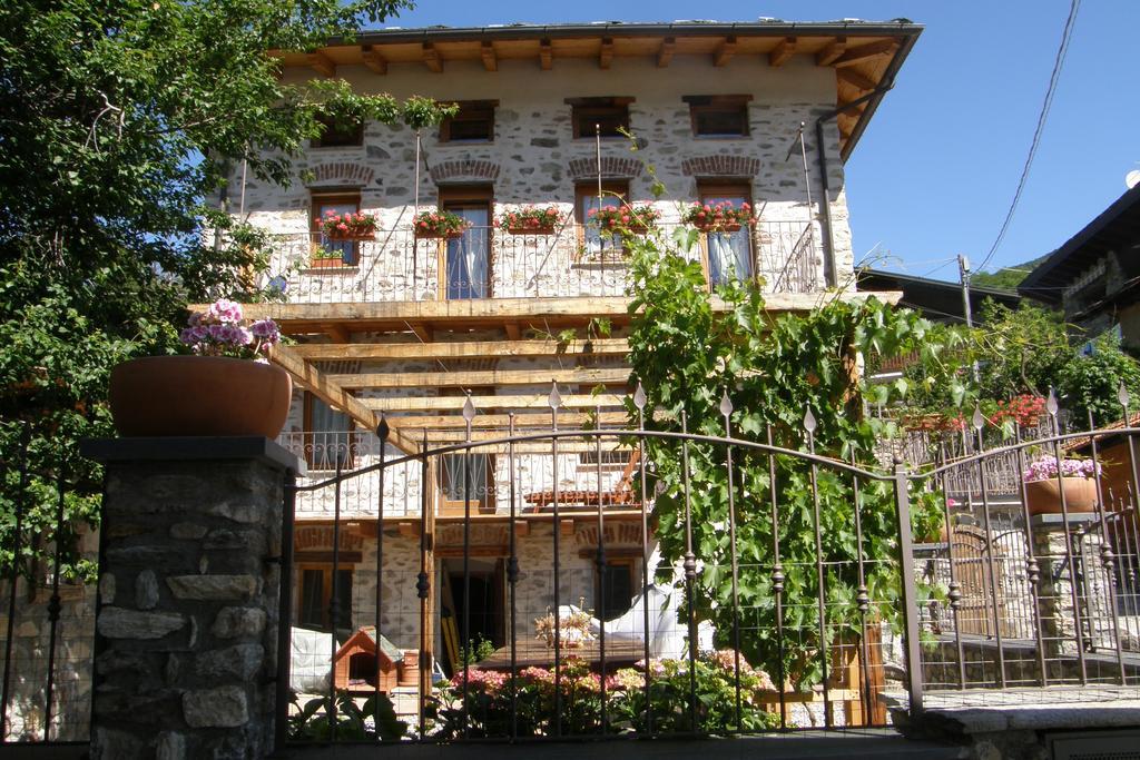 Monte Emilius Alloggio Ad Uso Turistico Vda Saint Christophe N 0002 ภายนอก รูปภาพ